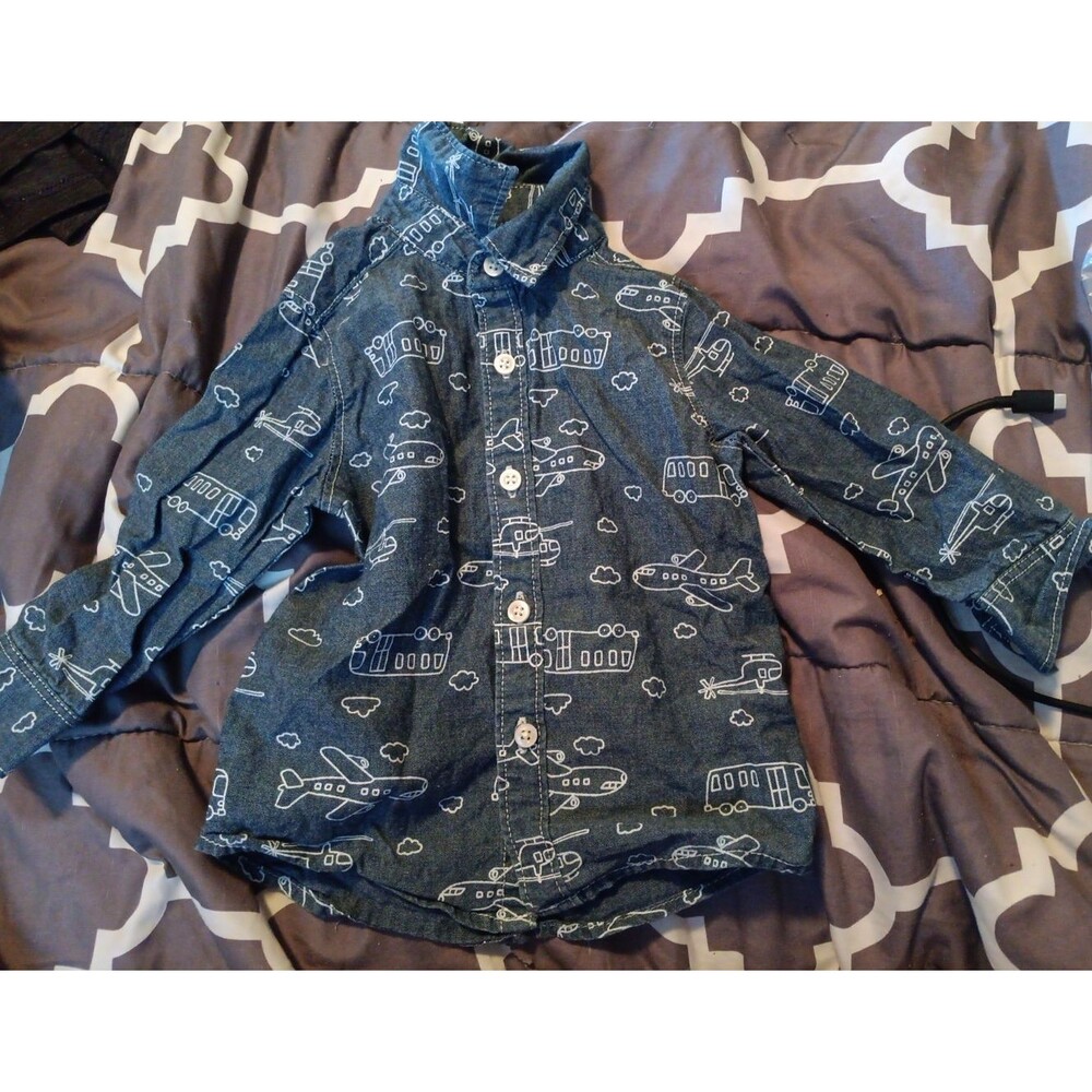 Carter’s  Sz 12 Month Airplane Button Up Shirt Guc